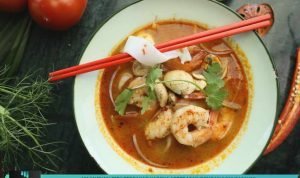 HILANGKAN EFEK TERBAKAR KARENA KEPEDASAN DENGAN MINUMAN INI