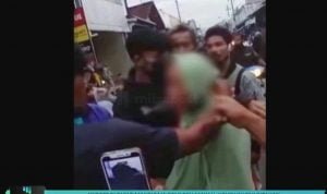 NYOPET DI PASAR MANDIRAJA DEMI BELI MAKAN, NENEK INI TAK DITAHAN