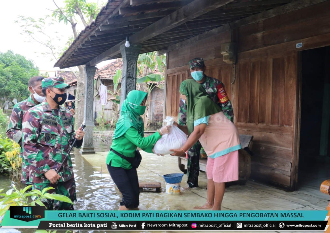 gelar-bakti-sosial-kodim-pati-bagikan-sembako-hingga-pengobatan-massal-mitrapost
