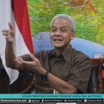 GANJAR TARGETKAN VAKSINASI TERHADAP LANSIA NAIK 100 PERSEN