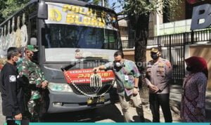 Polres Blora Resmikan Gerai Vaksinasi Keliling POLRES BLORA RESMIKAN GERAI VAKSINASI KELILING