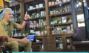 Laporan Stok Oksigen Menipis, Ganjar Siagakan Isotank LAPORAN STOK OKSIGEN MENIPIS, GANJAR SIAGAKAN ISOTANK