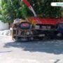 Ingin Masuk Gang, Truk Pengangkut Pasir Terguling