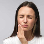tips mudah atasi sakit gigi di malam hari - mitrapost.com