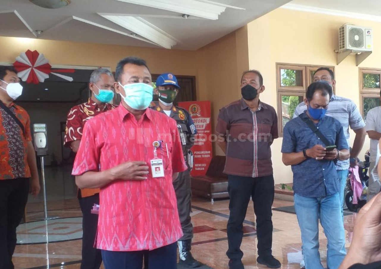 Tak Ditemui Dewan, Ormas Mantra Ngambek