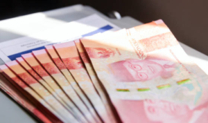 Gaji Karyawan Pinjol Terungkap setelah Polisi Lakukan Penggerebekan