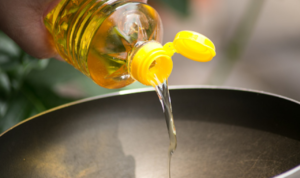 Harga Minyak Goreng Melambung Tinggi