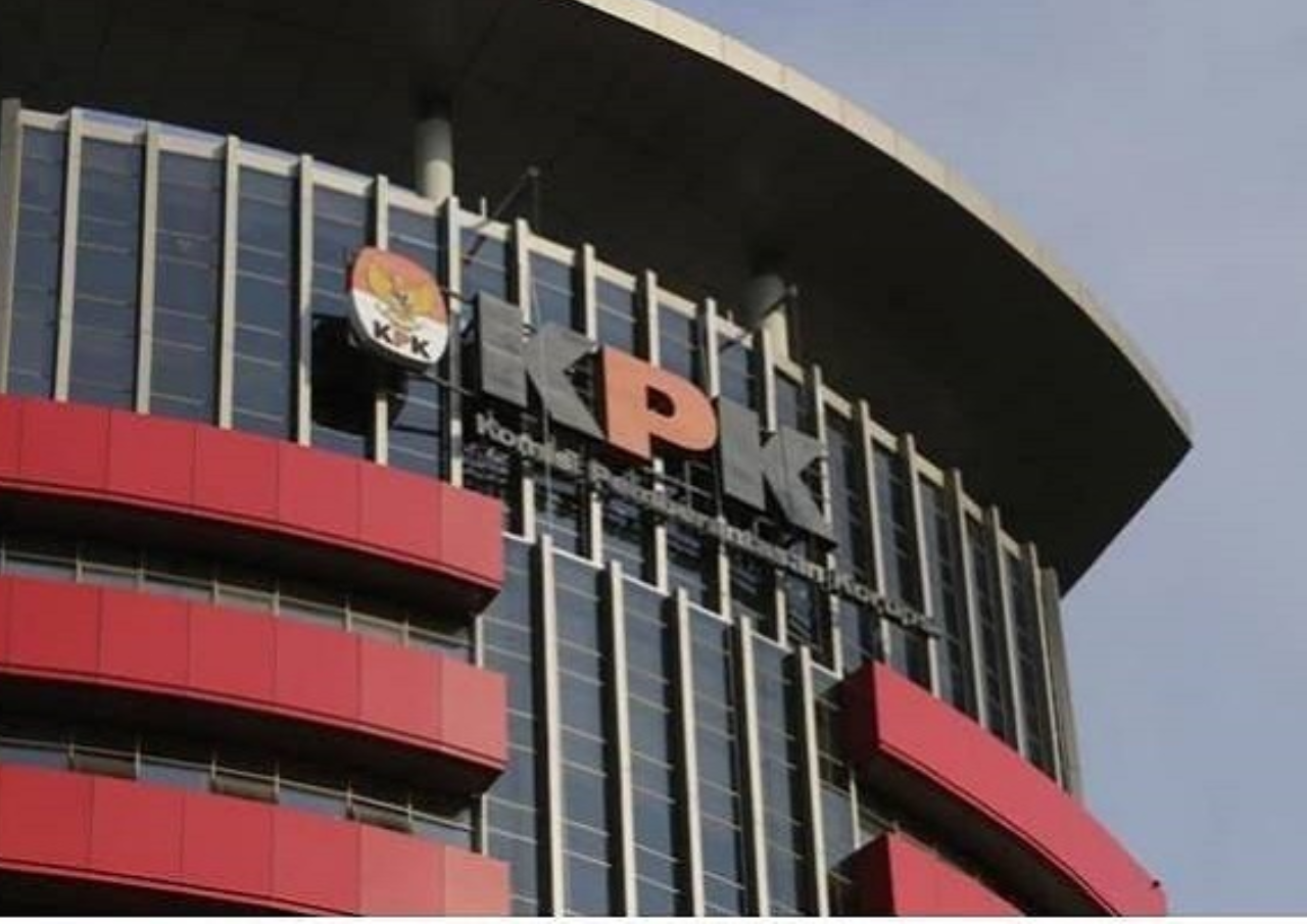 Jaksa KPK Dilaporkan karena Memasang Bendera HTI di Meja Kerja