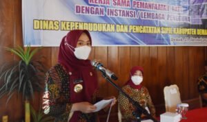 Anjani, Permudah Masyarakat dalam Pengurusan Adminduk