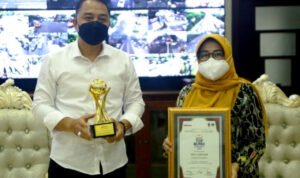 Pemkot Surabaya Komitmen Tingkatkan Perekonomian UMKM dengan PUSPITA