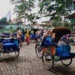 Pertahankan Eksistensi, Dinhub Percantik Becak-Becak di Pekalongan