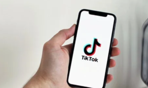 Artis TikTok Tewas di Truk