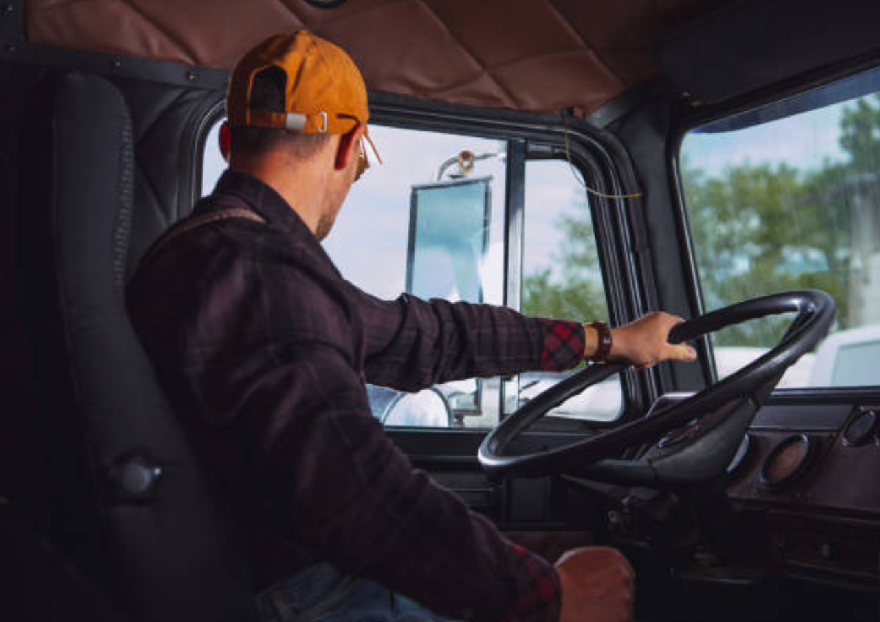 Berita Viral, Sopir Truk Ajak Damai Polisi dengan Sekarung Bawang