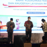 Pemkot Semarang Raih Predikat Terbaik Sektor Pelayanan Investasi dan Kesehatan