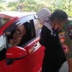 Warga Jepara Antusias Ikuti Vaksinasi Massal Drive Thru