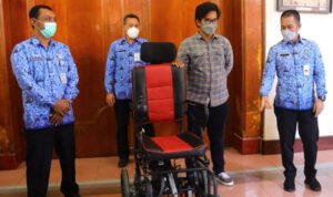 Warga Kudus Ciptakan Inovasi Kursi Roda Elektrik