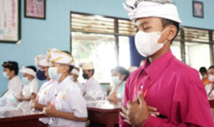 Beasiswa Pendidikan Penghafal Kitab Suci di Surabaya Diikuti Ratusan Pelajar Beasiswa Pendidikan Penghafal Kitab Suci di Surabaya Diikuti Ratusan Pelajar