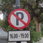 Pemkot Surabaya Terapkan Aturan Larangan Parkir di Jalan Tunjangan