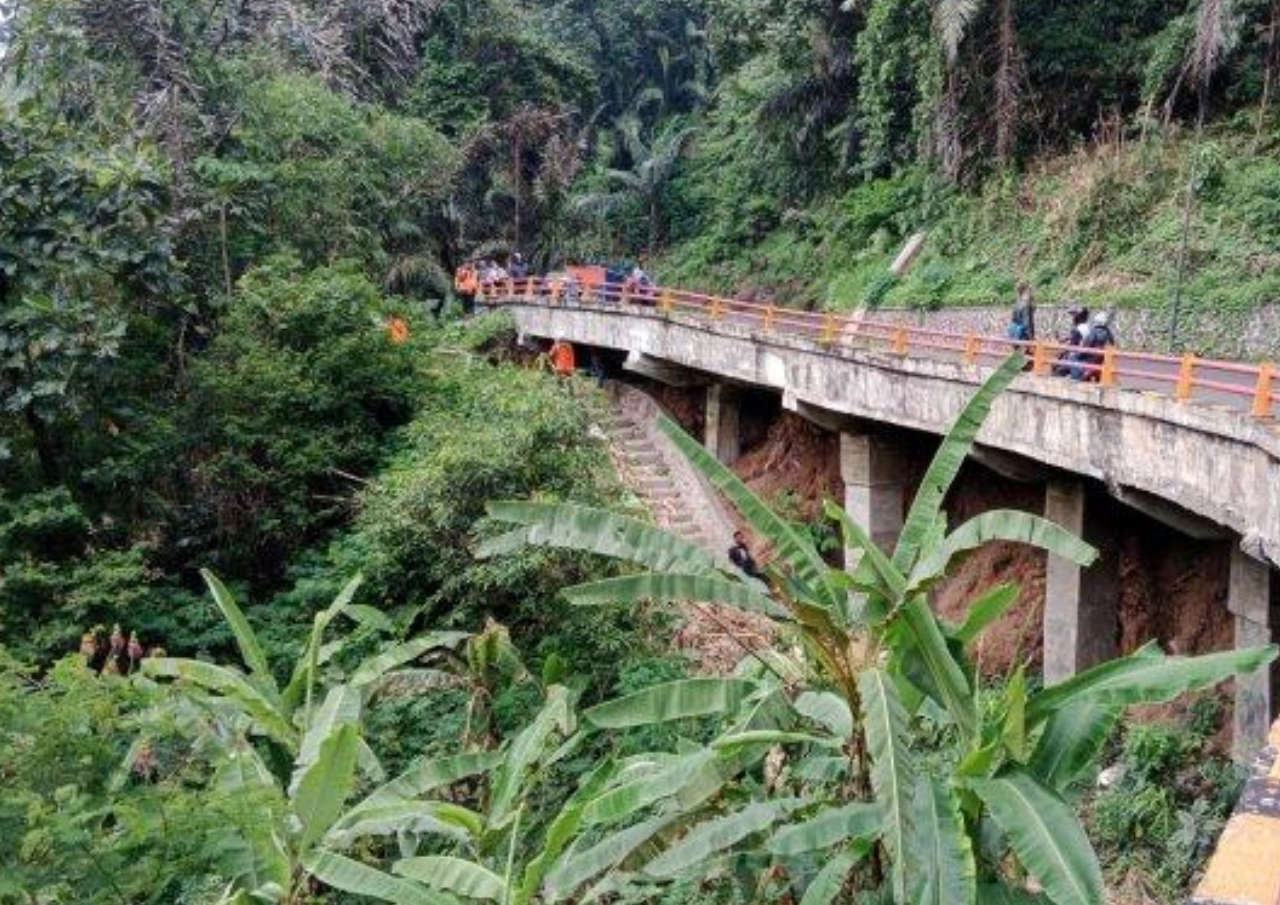 Viral, Warga Sumedang Hilang di Cadas Pangeran Namun Muncul di Dawuan