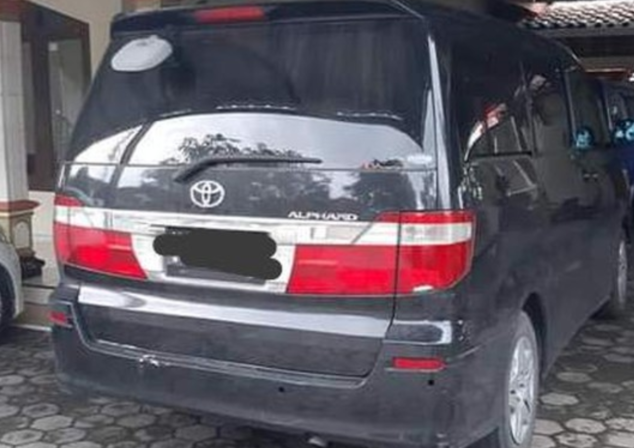 Warga Klaten Sumbangkan Alphard Jadi Ambulans