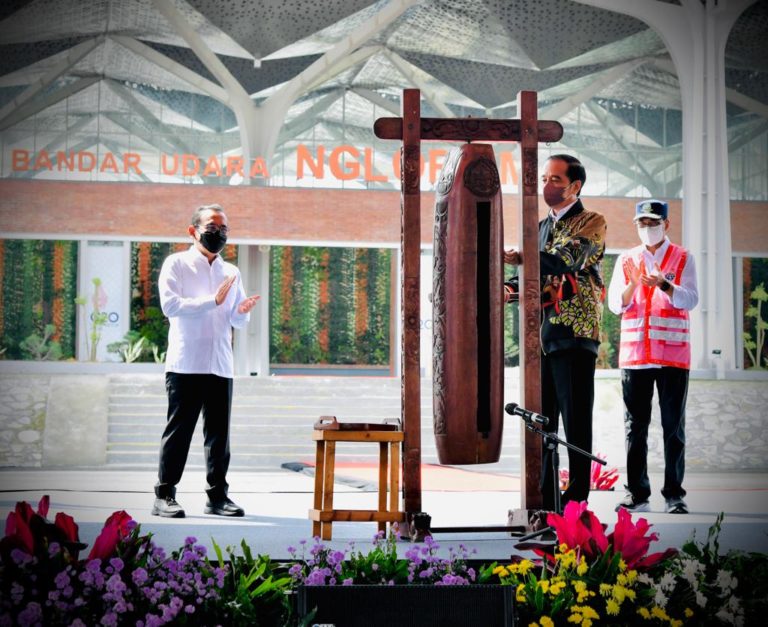 Berkunjung ke Blora, Jokowi Pastikan Bandara Ngloram Tingkatkan Ekonomi Blora dan Sekitarnya