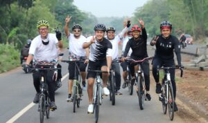 Bupati Tuban Adakan Gowes Bareng Warga