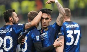 Inter Milan Gusur Posisi AC Milan dari Puncak Klasemen Serie A