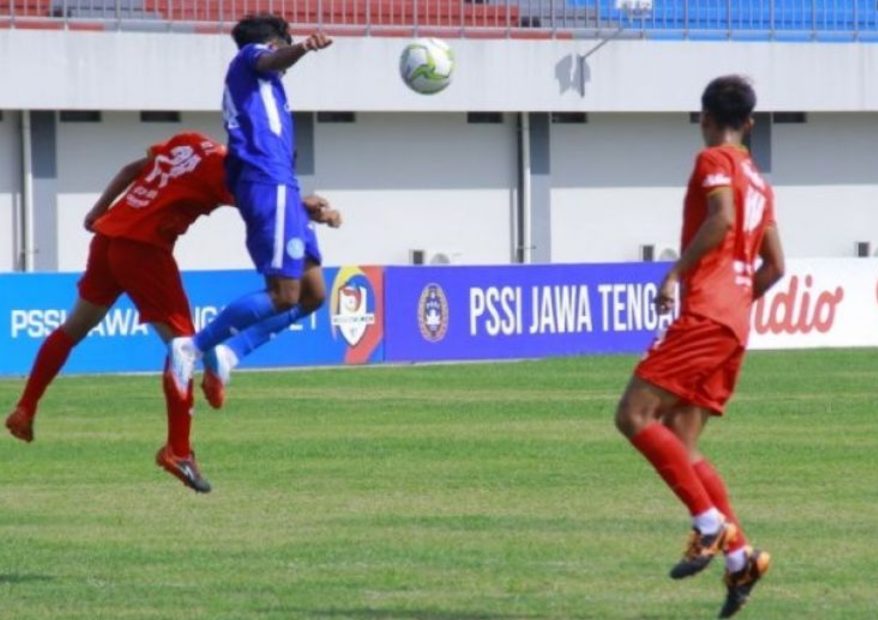 Dapat Tekanan dari Banyak Pihak, Manajer Persiku Akhirnya Dicopot