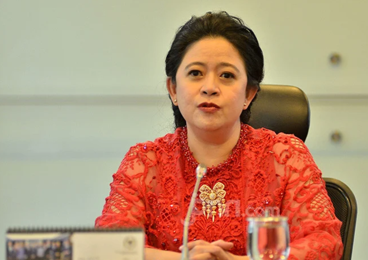 Sembako dengan Tas Bergambar Puan Dibagikan Anggota F PDIP DPR RI