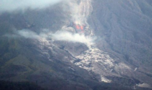 Tangani Semeru, Jokowi Minta Tim Tanggap Bencana Gerak Cepat