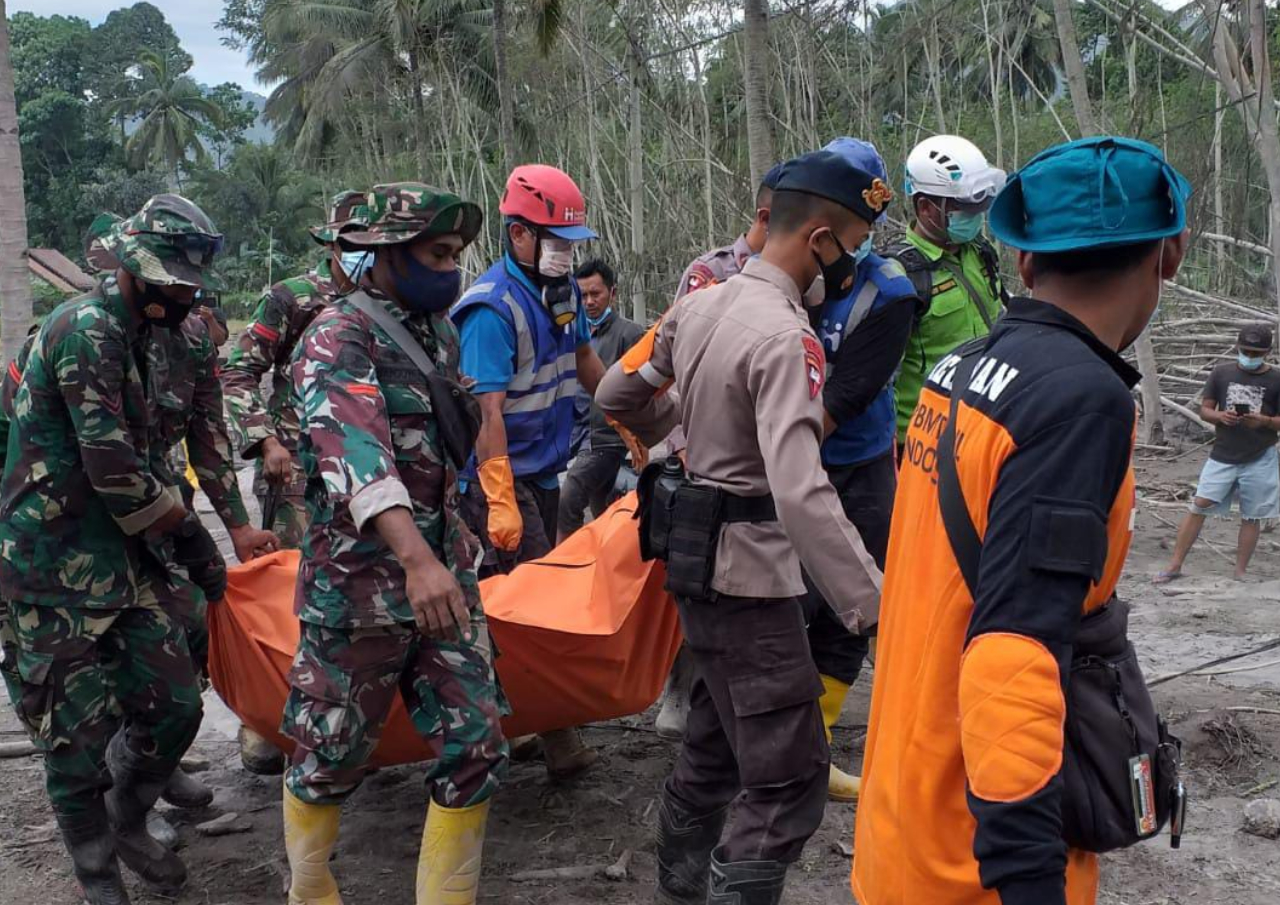 Dampak Erupsi Semeru, 48 Meninggal dan Ribuan Korban Rawat Jalan
