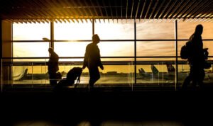 Cegah Penyebaran Omicron, Masa Karantina Masuk Indonesia Ditambah Cegah Penyebaran Omicron, Masa Karantina Masuk Indonesia Ditambah