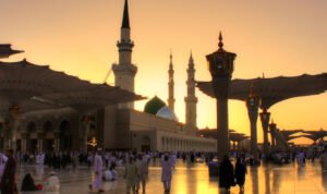 Omicron Terdeteksi di Indonesia, Kemenag Tunda Keberangkatan Umrah