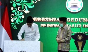 Jokowi Meresmikan Gedung Kantor DMI di Jakarta