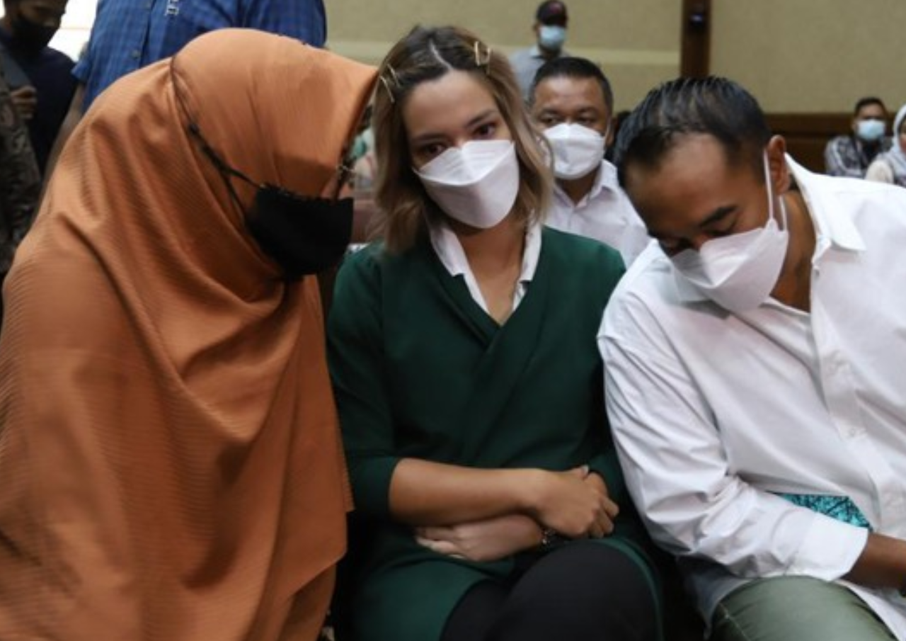 Fakta Nia Ramadhani Dihukum Penjara Bukan Direhabilitasi
