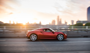 Komedi Negeri Indonesia, Konvoi Mobil Mewah Foto di Tol Tak Ditilang