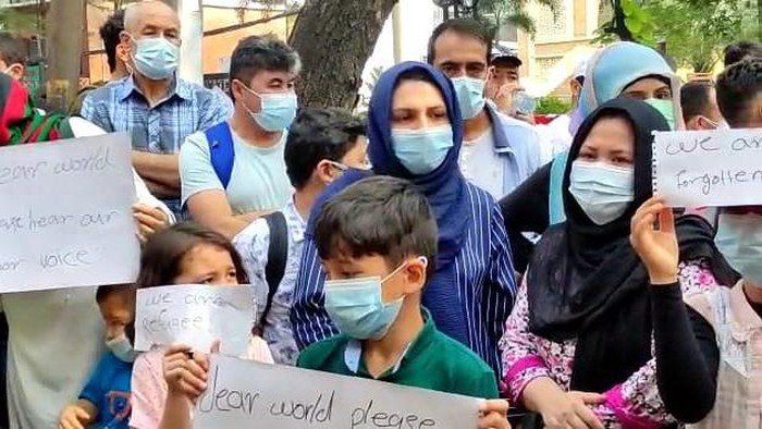 Kecewa Hak Tak Kunjung Dipenuhi, Pengungsi Afghanistan Unjuk Rasa