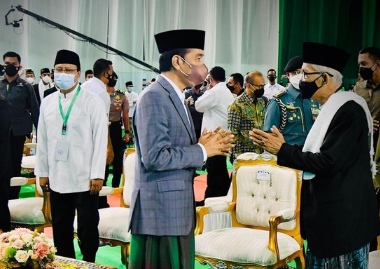 Presiden Jokowi Dorong PBNU ‘Bajak’ Ainun Najib