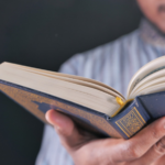 Firman Allah Menceritakan Malaikat Malik hingga Siksa Neraka dalam Surat Az Zukhruf