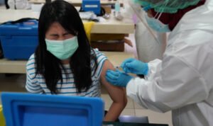 Pemberian Vaksin Booster Untuk Masyarakat Umum Segera Dimulai