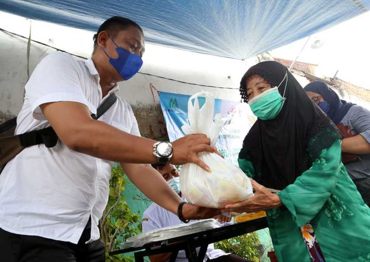 Antisipasi Kelangkaan Minyak Goreng, Pemkot Surabaya Rutin Gelar Operasi Pasar