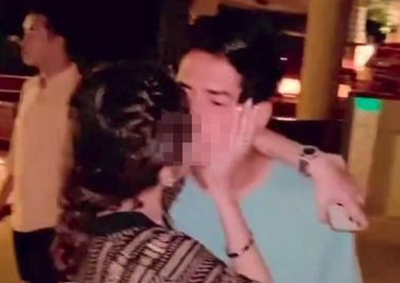 Zikri Daulay Kepergok Gendong-Ciuman dengan Ayu Aulia