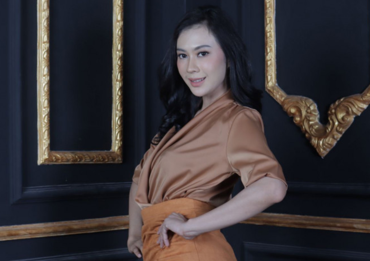 Artis Ita Rahma Diminta Jual Celana Dalam