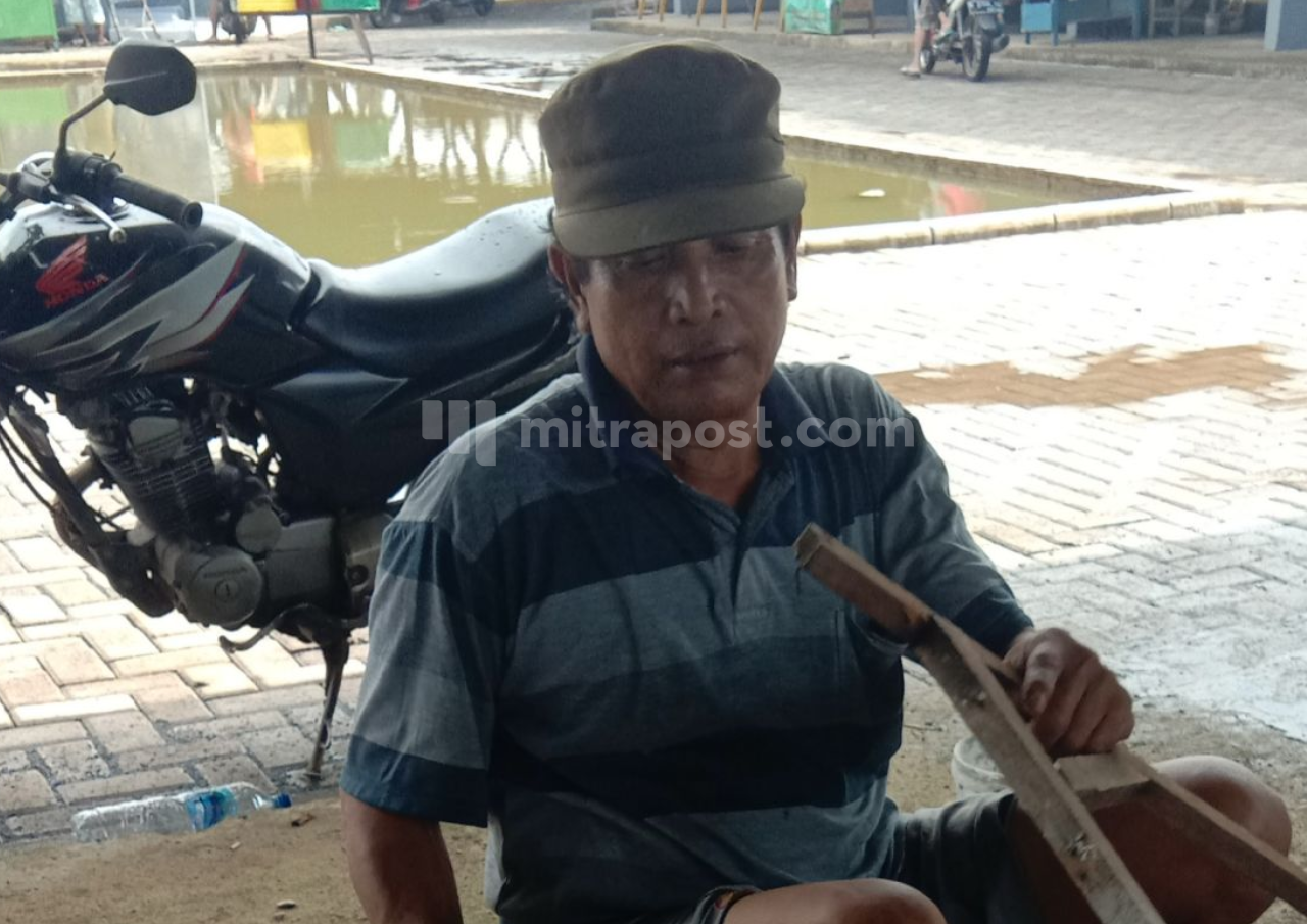 Lapak di Alun-alun Kembangjoyo Pati Sempit, PKL Mengaku Tak Puas
