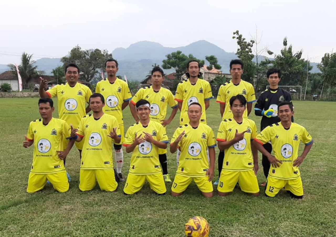 PWI n Friends Rilis Jersey Baru, Rumah Sunat jadi Sponsor Utama