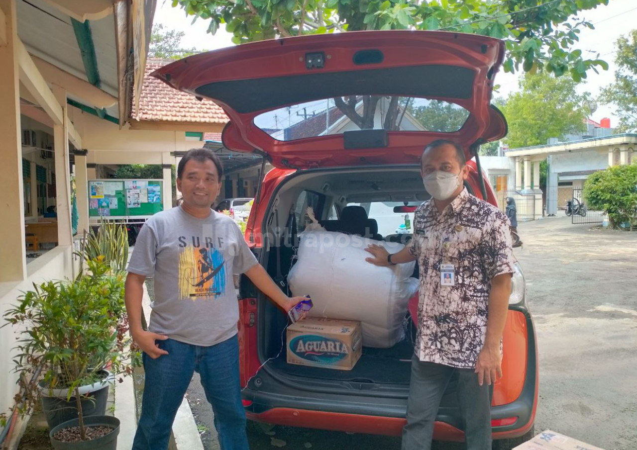 BPBD Pati Kirimkan Bantuan 1000 Sandbag untuk Tanggul Jebol