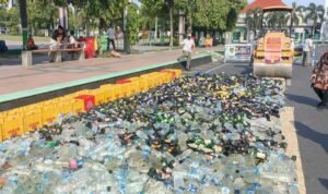 Jelang Bulan Ramadan, Satpol PP Kudus Musnahkan Ribuan Miras Jelang Bulan Ramadan, Satpol PP Kudus Musnahkan Ribuan Miras