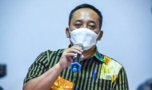 Pemkot Surabaya Akan Gelar Operasi Pengurangangan Penggunaan Kantong Plastik Pemkot Surabaya Akan Gelar Operasi Pengurangangan Penggunaan Kantong Plastik