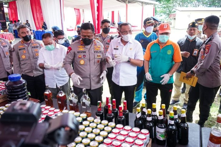 Operasi Pekat Kieraha 2022, Ribuan Botol Miras Dimusnahkan