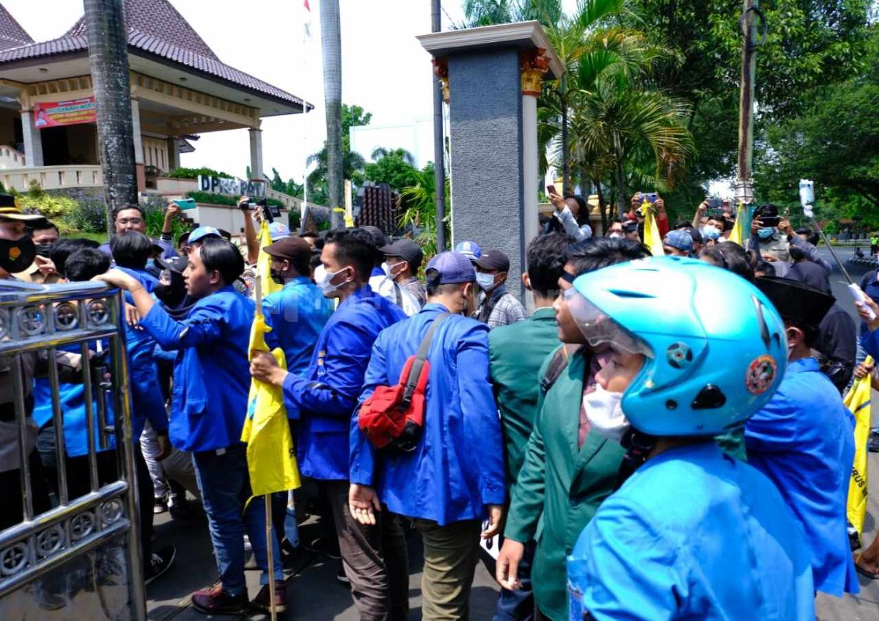 DPRD Pati Demo Mahasiswa Juga Diperlukan, Saat Ekonomi Negara Terkoyak
